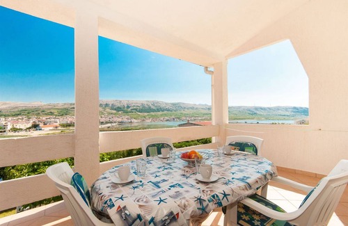 Pag Apartamento | 70 m² Apartamento ∙ 2 habitaciones ∙ 4 huéspedes
