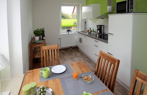Warnemuende Apartamento | 70 m² Apartamento ∙ 2 habitaciones ∙ 4 huéspedes