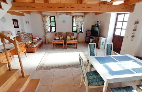 Porec Apartamento | 70 m2 Ferienwohnung Jurići in Steinhaus unweit von Poreč