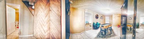 Richmond Hill Casa | 70 percent Off Luxurious Hot Tub,Sauna, 2000Sqft of Private