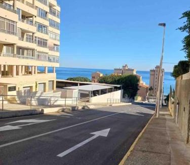 Los Arenales del Sol Apartamento | 70 sqm apartment with seaview in Arenales del Sol.