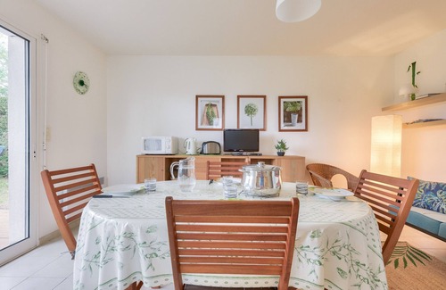 Ares Chalet De Esquí | 700m Arès playa - jardín y pinos, casa para 4
