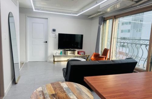Seongsu Apartamento | 701, Seongsu Station Jungnangcheon Cherry Blossom Road Han River airport bus
