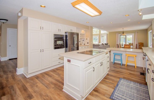 Saint Helena Island Casa | 702 Whiting Rd