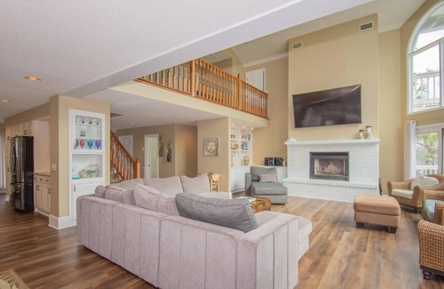 Saint Helena Island Casa | 702 Whiting Rd
