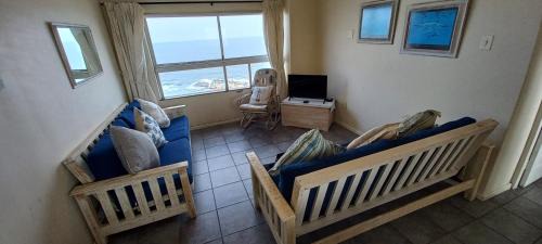 Kingsborough Apartamento | 703 High Tide, Holiday Apartment, Main Beach, Amanzimtoti
