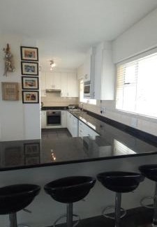 Kingsborough Apartamento | 703 High Tide, Holiday Apartment, Main Beach, Amanzimtoti