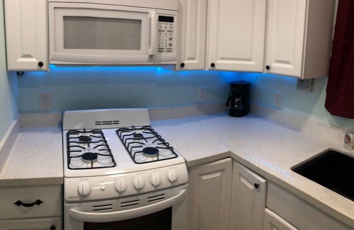 Rodeo Casa | 703 Mariposa St (Garage) · Great Rodeo Brand New Mini Studio