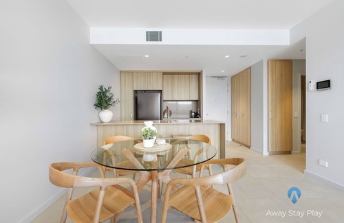 Coffs Harbour Apartamento | 708 on CODA – Modern 1BR Apartment with Balcony & City Views