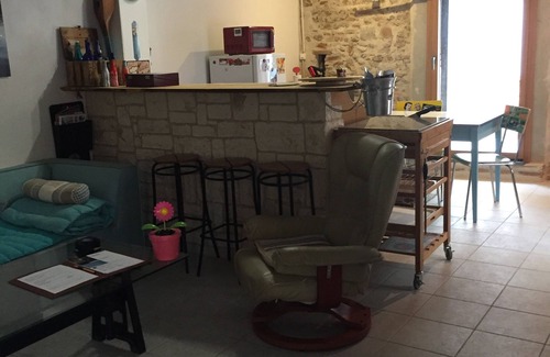 Claira Casa | Casa de pueblo climatizada de 70m2, terraza y atípica