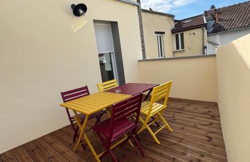 Mont d'Arene Apartamento | 70m2 climatisé - Parking privé - Terrasse - 2 chambres - Lycée Roosevelt - Reims Arena