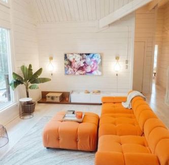 Nevada City Casa | 70s Retro Retreat Nevada City