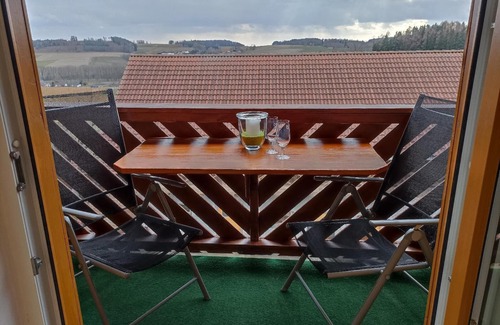 Koesslarn Apartamento | 70sqm apartment with alpine view with pool, trampoline and pool table