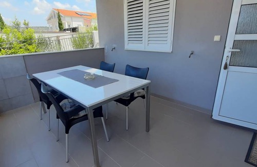 Razanj Apartamento | 71 m² Apartamento ∙ 2 habitaciones ∙ 4 huéspedes