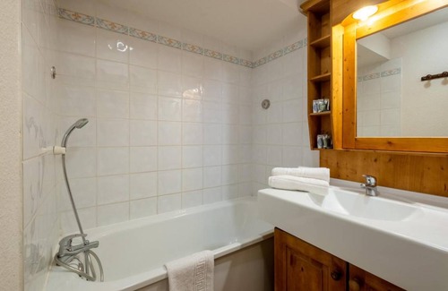 Lanslevillard Apartamento | 72 m² Apartamento ∙ 2 habitaciones ∙ 10 huéspedes