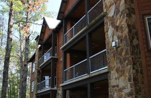 Pikeville Condominio | # 721: Trucha Colina Condo at Fall Creek Falls