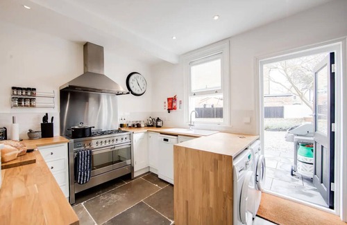 Hythe Casa | 74 By The Sea - * Impresionante * ¡Casa Scandi-costera!