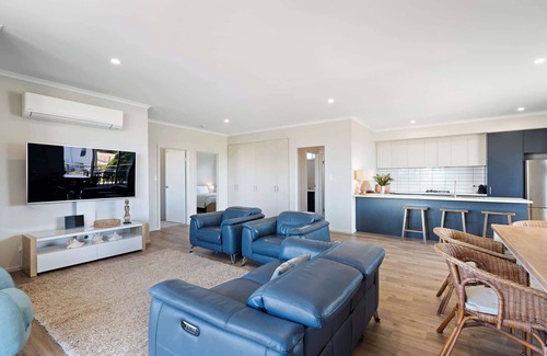 Goolwa Beach Casa | 74 Corcoran Avenue, Coastal family retreat