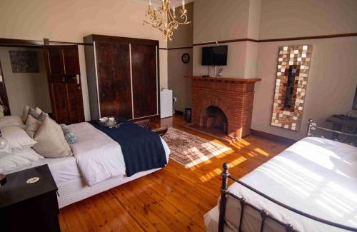 Potchefstroom Casa | 74 on retief Guesthouse