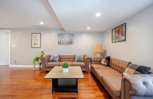 Quincy Apartamento | 74R - 2BR Quincy - Romantic Stay near Wollaston Beach
