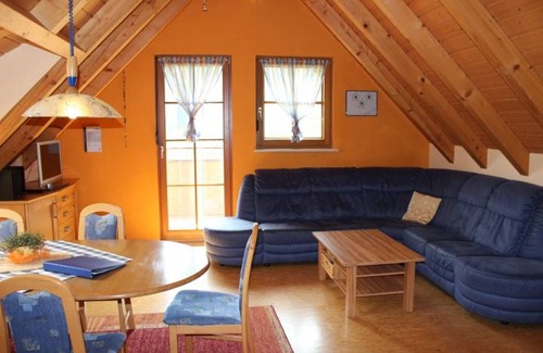 Hausach Apartamento | 75 m² Apartamento ∙ 5 personas