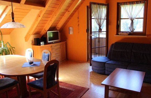 Hausach Apartamento | 75 m² Apartamento ∙ 5 personas