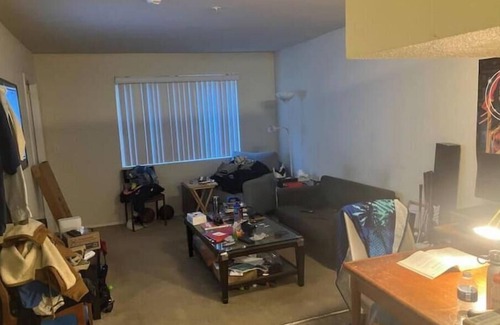 Contra Costa County Apartamento | 750 sq ft, carpeted, futon.