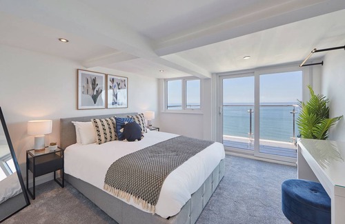 West Cliff Apartamento | 76 m² Apartamento ∙ 3 habitaciones ∙ 5 personas
