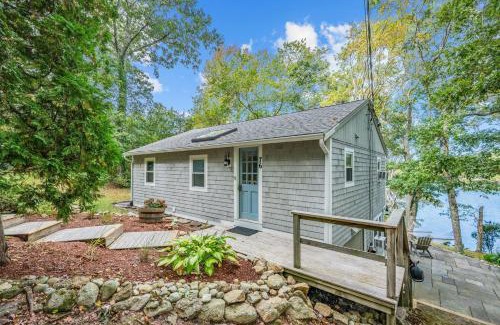 West Barnstable Casa | 76 Moco Road Barnstable- Lakeside Haven Retreat