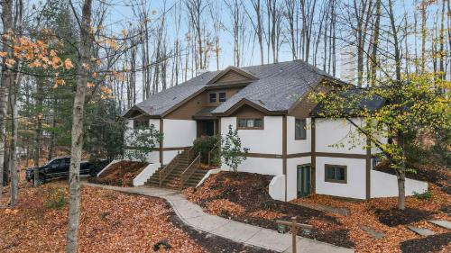 Boyne Falls Casa | 762 Disciples Village Condo