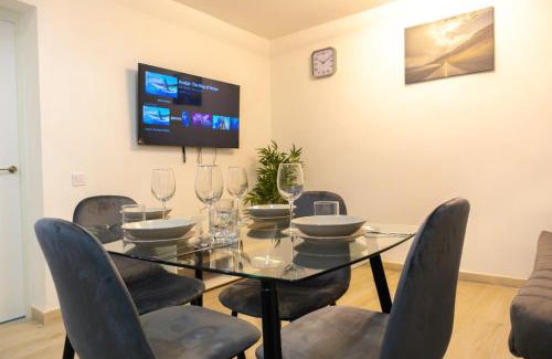 San Blas-Canillejas Apartamento | 77 Hakuna Nicolasa