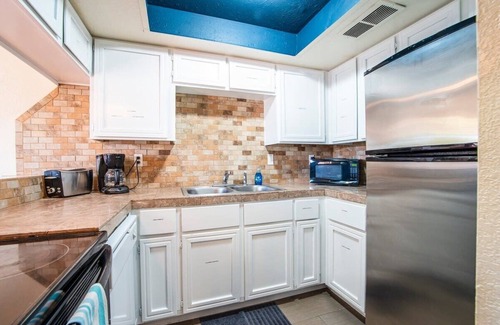 Casa Grande Condominio | 2 dormitorios y 2 baños condominio bien equipado con piscina en Casa Grande