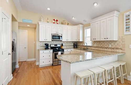 Townsend's Inlet Condominio | 7708 Central Avenue North