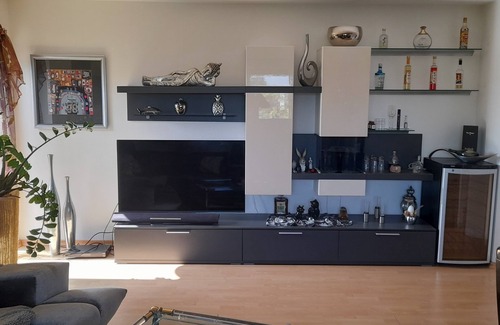 Euskirchen Apartamento | 78 sqm fully equipped apartment with large terrace in a quiet location