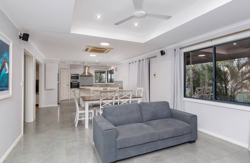 Exmouth Casa | 79 Nimitz Street - Pool and Pet Friendly