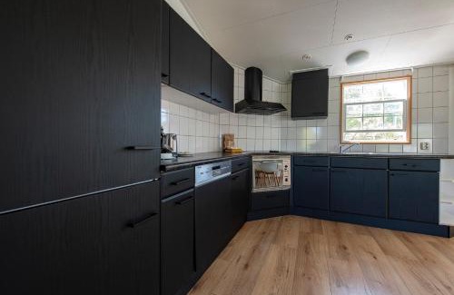 Oisterwijk Chalet De Esquí | 79, Ruime chalet aan de Kampina