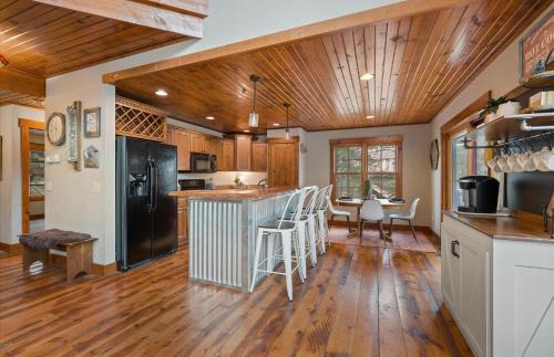 Deadwood Casa | 7th Heaven Lodge