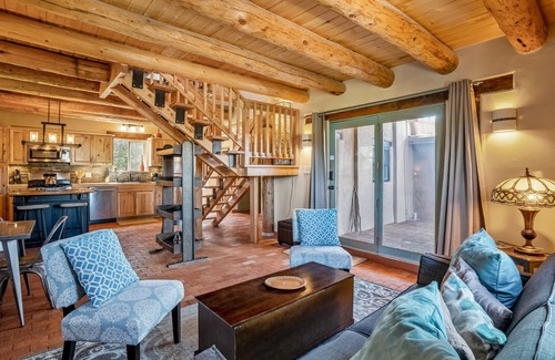 Canoncito Casa | 7thNtFree! CasaDeVAca1bdrSantaFeCharm
