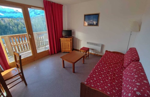 Saint-Etienne-en-Devoluy Apartamento | 8/10-person apartment at the foot of the Superdévoluy slopes