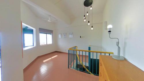 Si Rusa Apartamento | 8-13pax, Duplex private beach, white sand beach