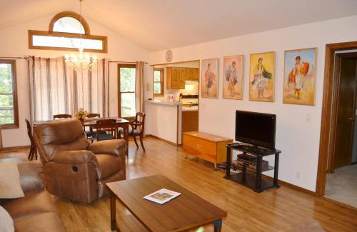 Hot Springs Village Casa | 8 Alarcon Way