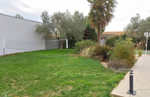 Puilboreau Casa | 8-bed house with pool 10 min from La Rochelle town center