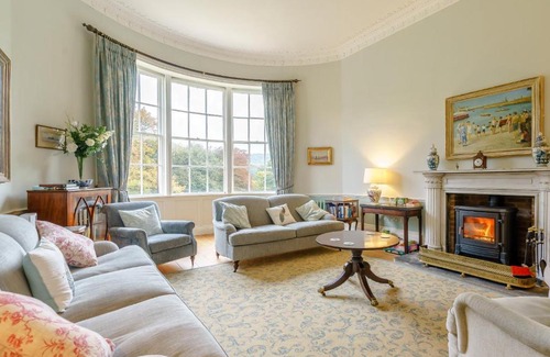 South Crossland Casa | 8 Bed in Holmfirth 72814