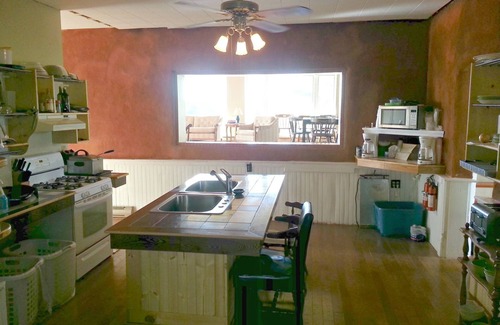 Ashfield-Colborne-Wawanosh Cabaña | 8 bedroom Shamrock Beach Cottage