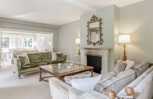 Canford Magna Cabaña | 8 bedroom accommodation in Wimborne