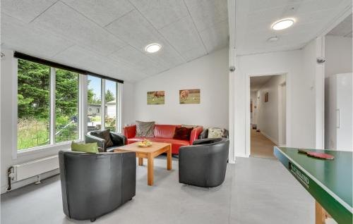 Henne Casa | 8 Bedroom Cozy Home In Henne