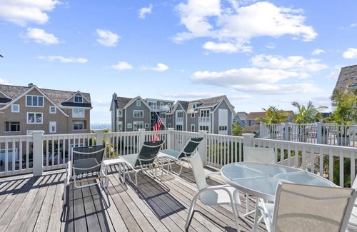 Sussex County Casa | 8-Bedroom Luxury Oceanview Home w/ Rooftop Deck