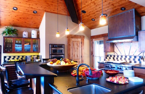 Truckee Casa | 9 DORMITORIOS, Capacidad 22, 12 baños, Cine, Spa, Bañera de hidromasaje, ASCENSOR