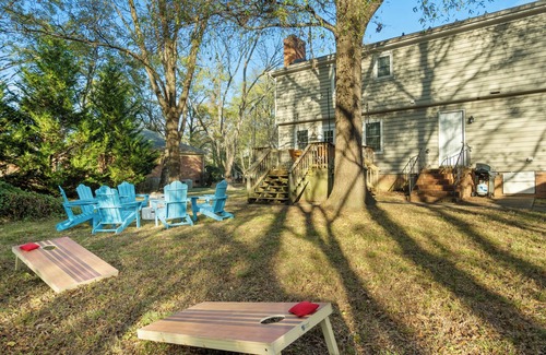Marlwood Acre Casa | 8 Beds, Large Groups, Karaoke, Firepit