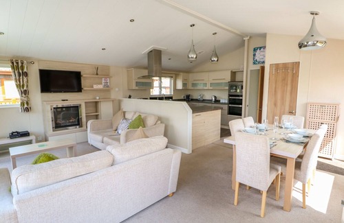 Tattershall Cabaña | 8 Castle View, TATTERSHALL